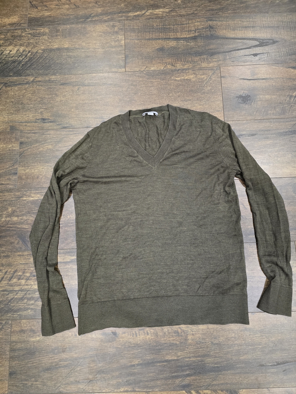 Men's V-Neck Sweater in Olive Green